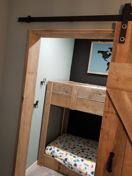 Appartement De Oliekan Medium Lemmer Exteriör bild