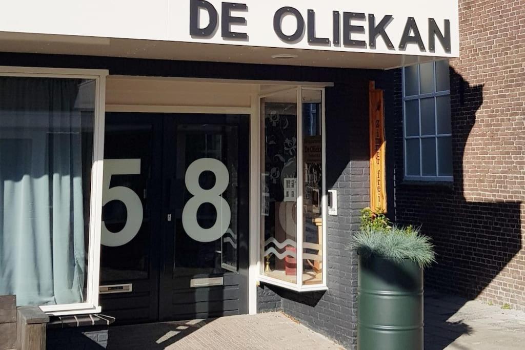 Appartement De Oliekan Medium Lemmer Exteriör bild